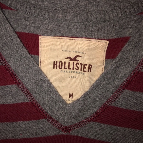 Hollister 3/4 Sleeve Tee - Picture 2 of 4